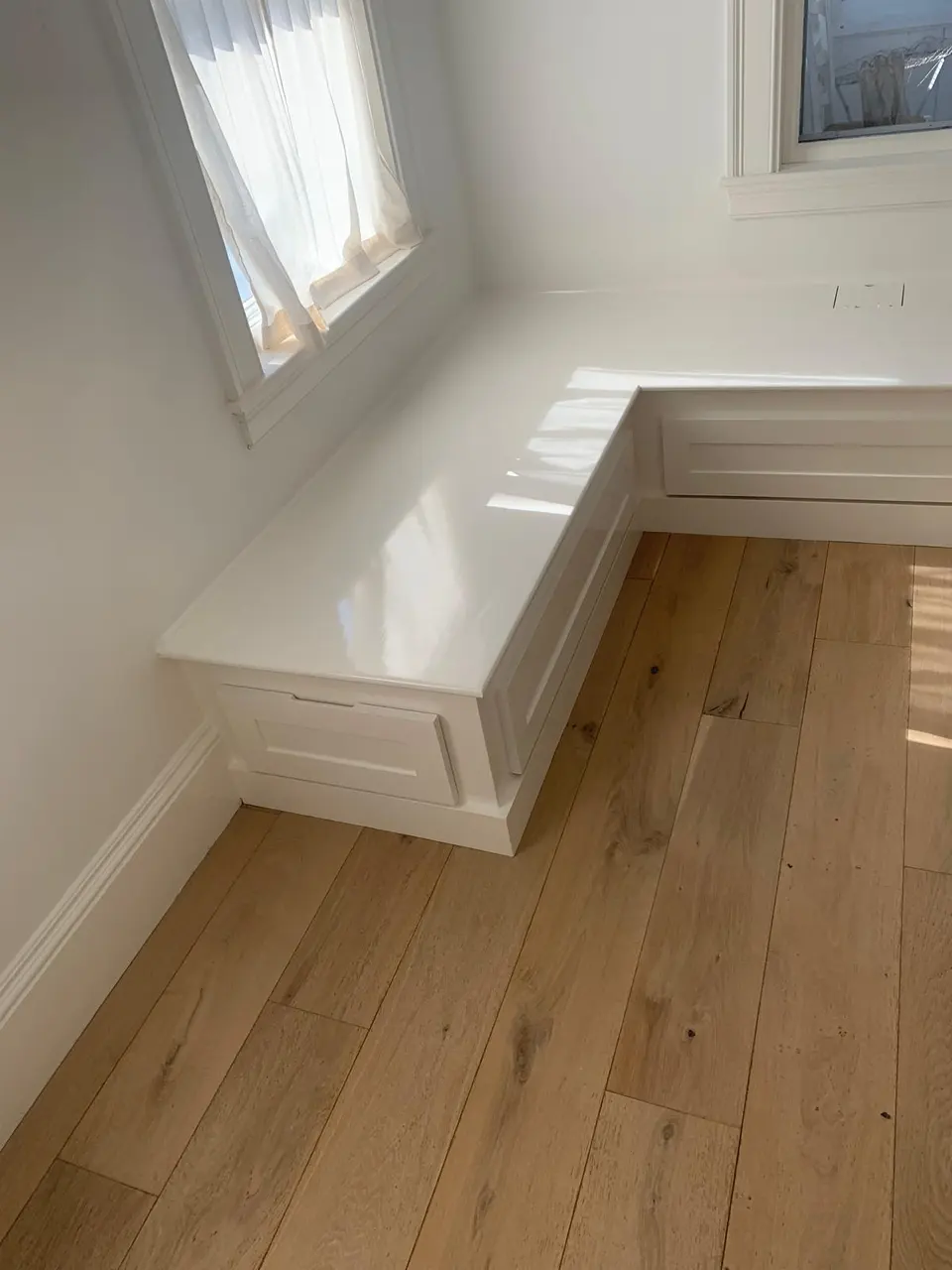 Custom built-ins and finish carpentry on Cape Cod by COSTA LVM Home Service