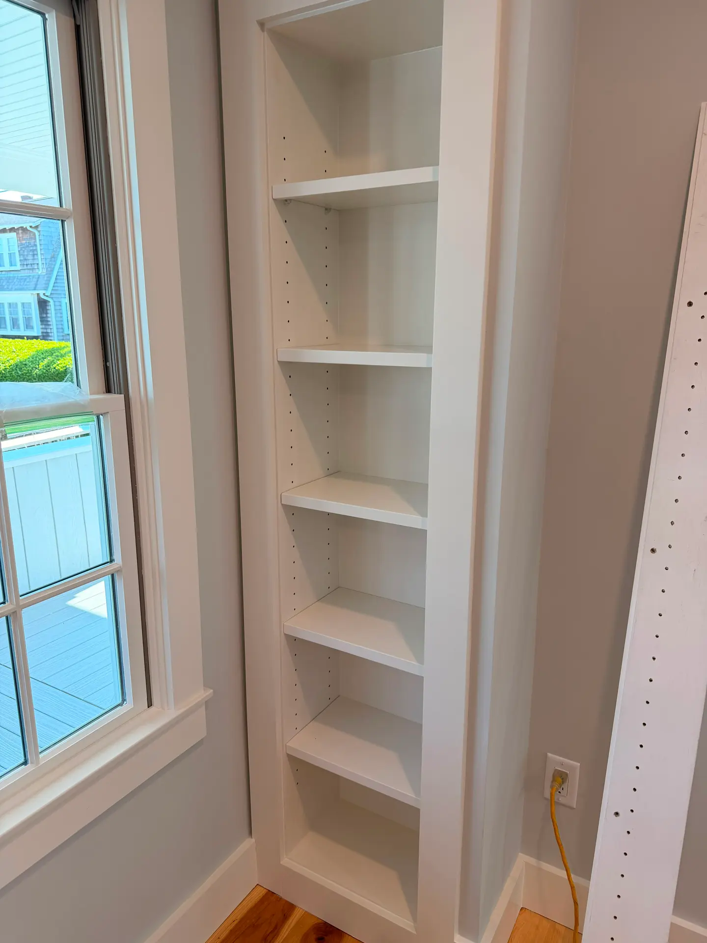 Custom built-ins and finish carpentry on Cape Cod by COSTA LVM Home Service